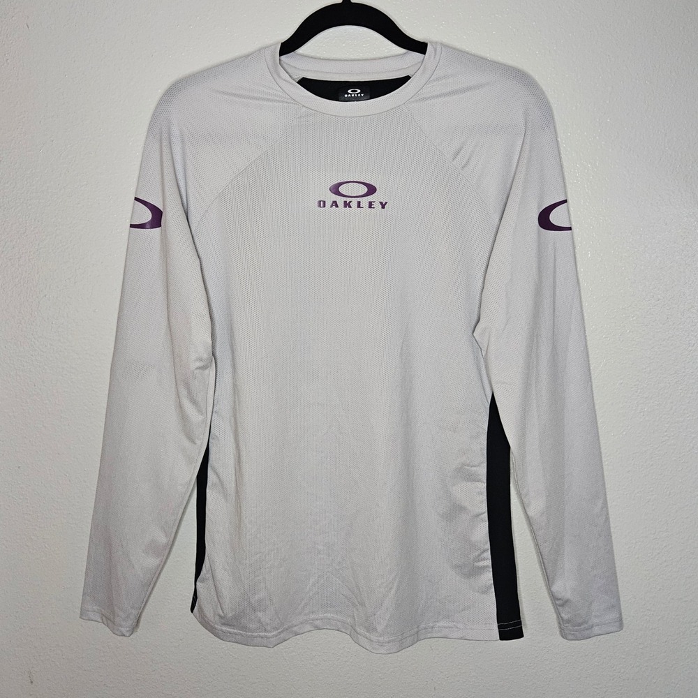 Oakley Hydrolix Long‎ Sleeve Athletic Shirt
